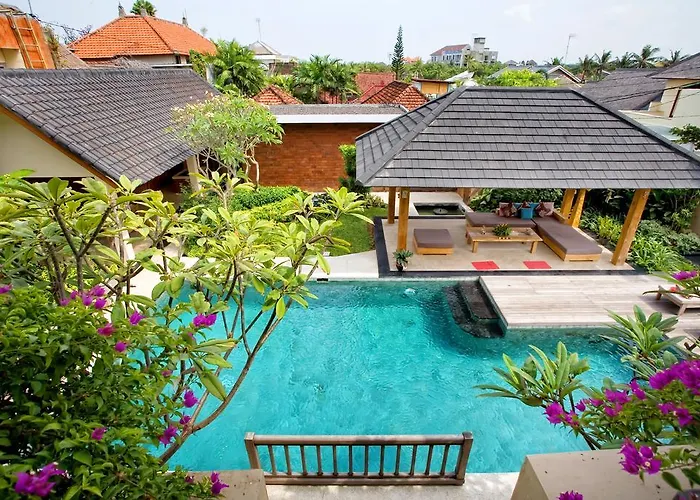 Villa Cokelat